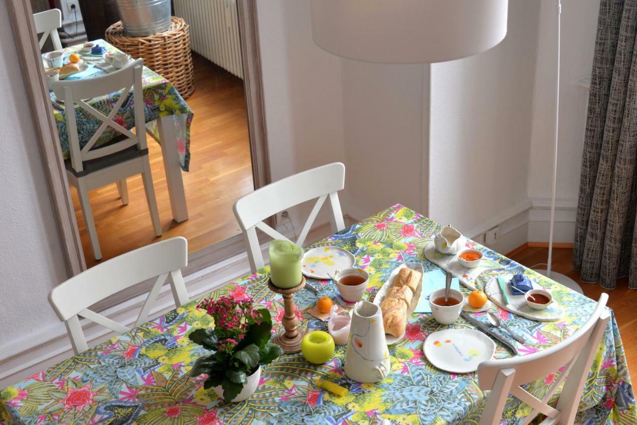 コルマール シャンブル ドート シェ ミス ババ Bed & Breakfast エクステリア 写真