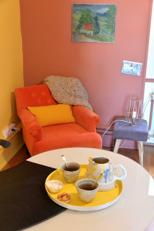コルマール シャンブル ドート シェ ミス ババ Bed & Breakfast エクステリア 写真